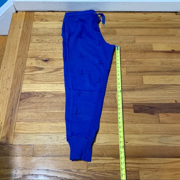 Zoe Karssen sweatpants. - Picture 2 of 8